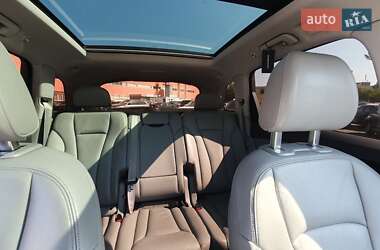Внедорожник / Кроссовер Audi Q7 2016 в 