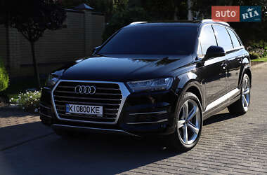 Внедорожник / Кроссовер Audi Q7 2018 в 