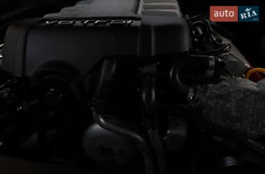 Позашляховик / Кросовер Audi Q7 2015 в  фото 82 Позашляховик / Кросовер Audi Q7 2015 в