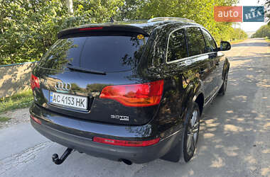 Позашляховик / Кросовер Audi Q7 2007 в 