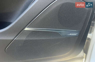 Позашляховик / Кросовер Audi Q7 2017 в 