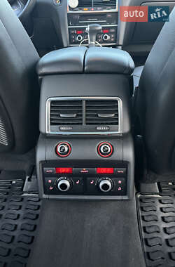 Внедорожник / Кроссовер Audi Q7 2013 в 