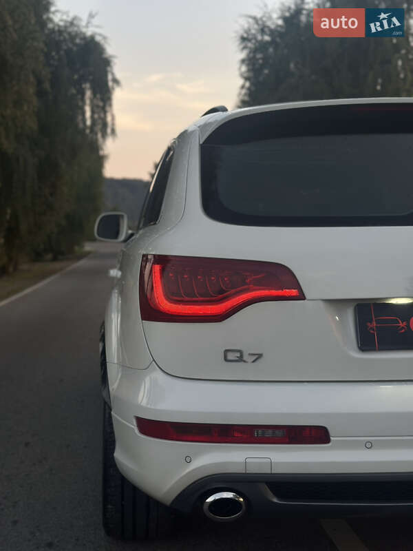Позашляховик / Кросовер Audi Q7 2007 в Хусті