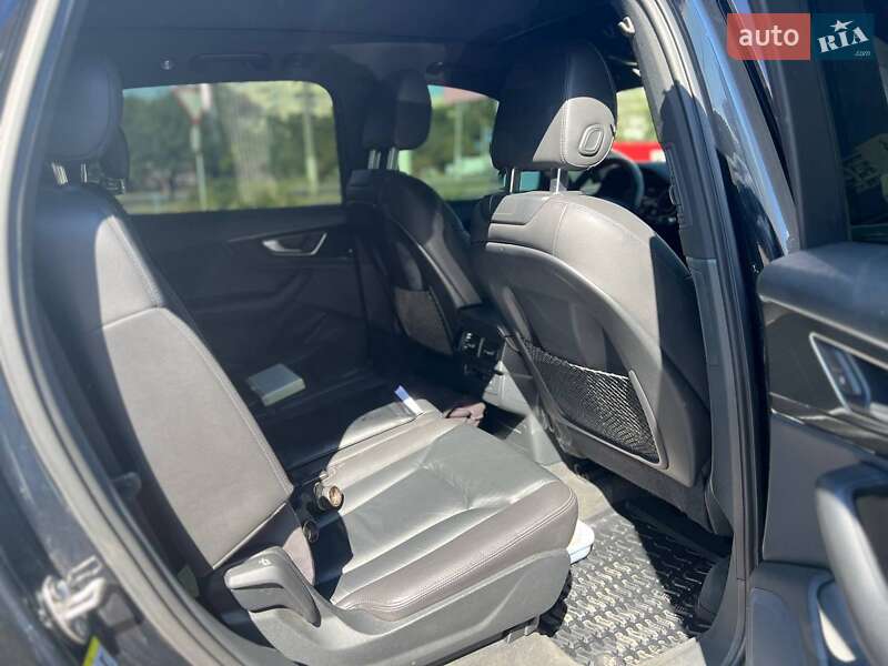 Позашляховик / Кросовер Audi Q7 2016 в Одесі фото 16 Позашляховик / Кросовер Audi Q7 2016 в Одесі