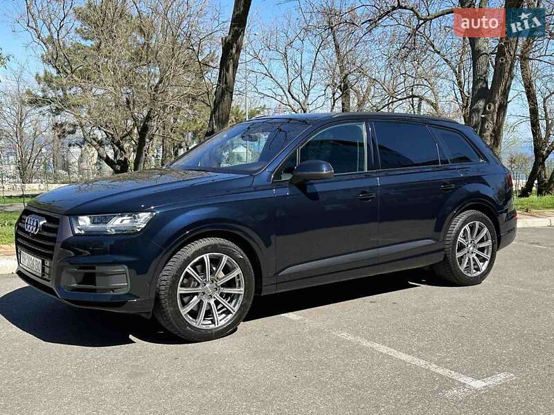 Внедорожник / Кроссовер Audi Q7 2016 в Измаиле