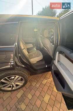 Внедорожник / Кроссовер Audi Q7 2012 в 