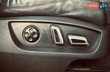 Внедорожник / Кроссовер Audi Q7 2010 в 