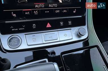 Позашляховик / Кросовер Audi Q7 2022 в 