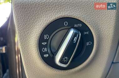 Внедорожник / Кроссовер Audi Q7 2010 в 