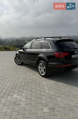 Внедорожник / Кроссовер Audi Q7 2012 в 