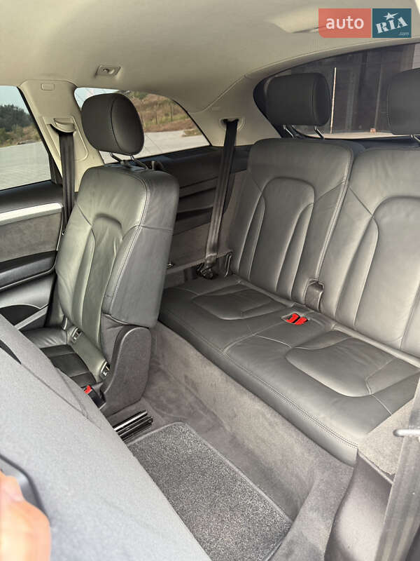 Позашляховик / Кросовер Audi Q7 2012 в Чернівцях фото 17 Позашляховик / Кросовер Audi Q7 2012 в Чернівцях