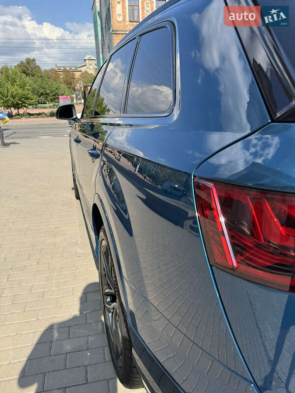 Внедорожник / Кроссовер Audi Q7 2018 в Запорожье фото 17 Внедорожник / Кроссовер Audi Q7 2018 в Запорожье