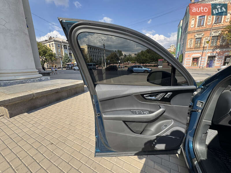 Внедорожник / Кроссовер Audi Q7 2018 в Запорожье фото 29 Внедорожник / Кроссовер Audi Q7 2018 в Запорожье