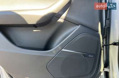 Внедорожник / Кроссовер Audi Q7 2018 в 
