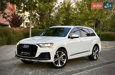 Позашляховик / Кросовер Audi Q7 2021 в Києві