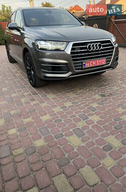 Позашляховик / Кросовер Audi Q7 2016 в Львові