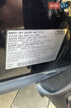 Внедорожник / Кроссовер Audi Q7 2020 в 
