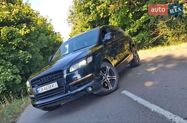 Внедорожник / Кроссовер Audi Q7 2007 в 