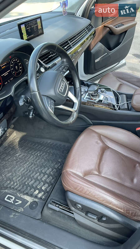 Позашляховик / Кросовер Audi Q7 2019 в Тернополі