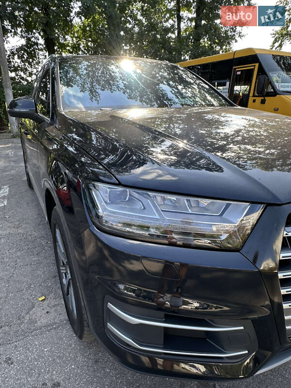 Внедорожник / Кроссовер Audi Q7 2016 в Полтаве фото 14 Внедорожник / Кроссовер Audi Q7 2016 в Полтаве