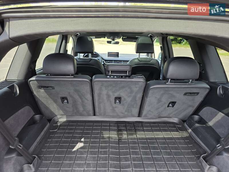 Позашляховик / Кросовер Audi Q7 2018 в Харкові