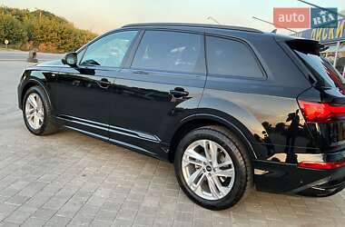 Внедорожник / Кроссовер Audi Q7 2023 в 