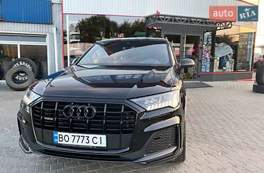 Внедорожник / Кроссовер Audi Q7 2023 в 