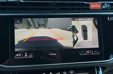 Позашляховик / Кросовер Audi Q7 2019 в 