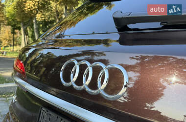 Позашляховик / Кросовер Audi Q7 2020 в 