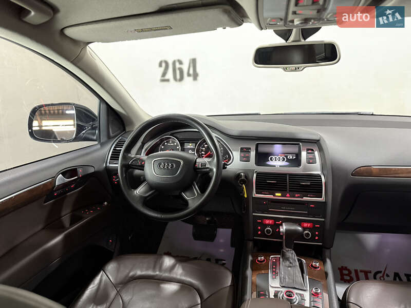 Позашляховик / Кросовер Audi Q7 2012 в Одесі