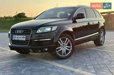 Внедорожник / Кроссовер Audi Q7 2008 в 