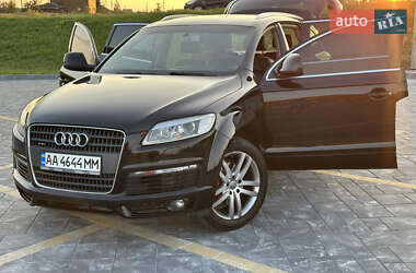 Внедорожник / Кроссовер Audi Q7 2008 в 
