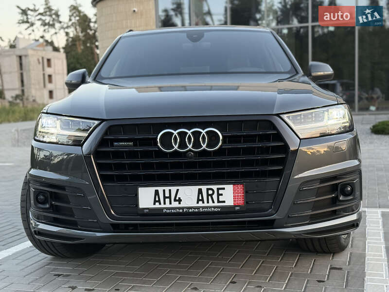 Позашляховик / Кросовер Audi Q7 2018 в Києві