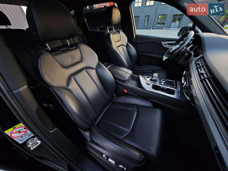 Позашляховик / Кросовер Audi Q7 2018 в Дубні фото 74 Позашляховик / Кросовер Audi Q7 2018 в Дубні