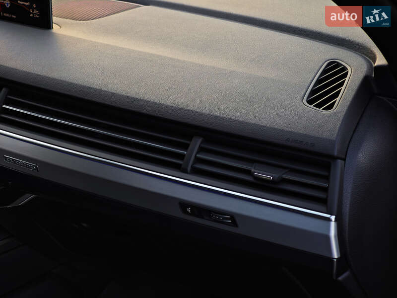 Позашляховик / Кросовер Audi Q7 2018 в Дубні фото 78 Позашляховик / Кросовер Audi Q7 2018 в Дубні