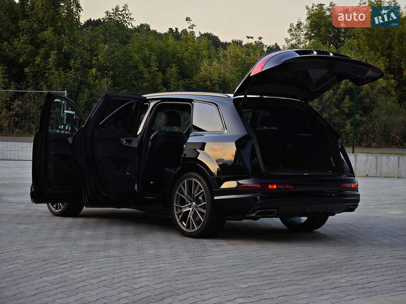 Позашляховик / Кросовер Audi Q7 2018 в Дубні фото 90 Позашляховик / Кросовер Audi Q7 2018 в Дубні