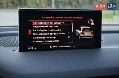 Позашляховик / Кросовер Audi Q7 2018 в 