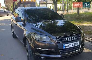Позашляховик / Кросовер Audi Q7 2006 в 