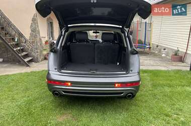 Внедорожник / Кроссовер Audi Q7 2009 в 
