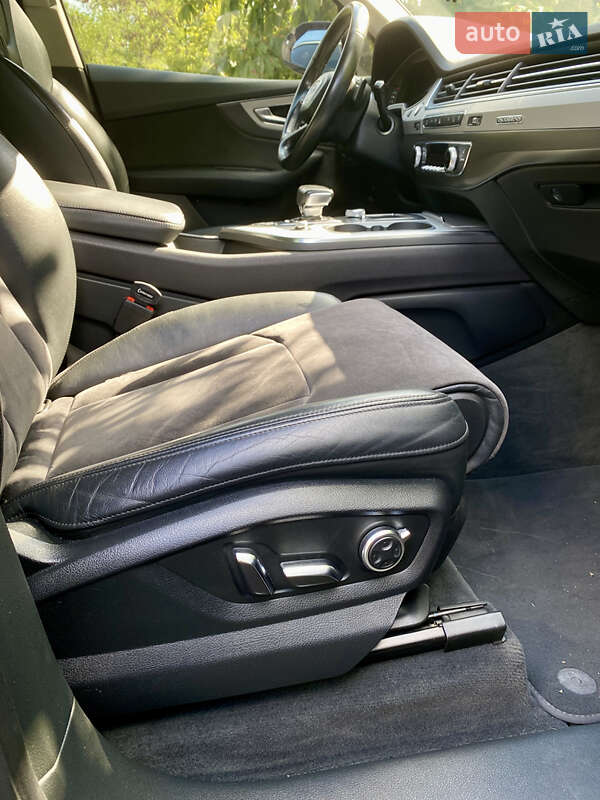 Позашляховик / Кросовер Audi Q7 2018 в Кременчуці