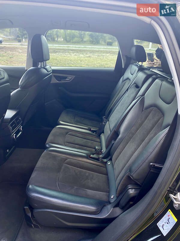 Позашляховик / Кросовер Audi Q7 2018 в Кременчуці