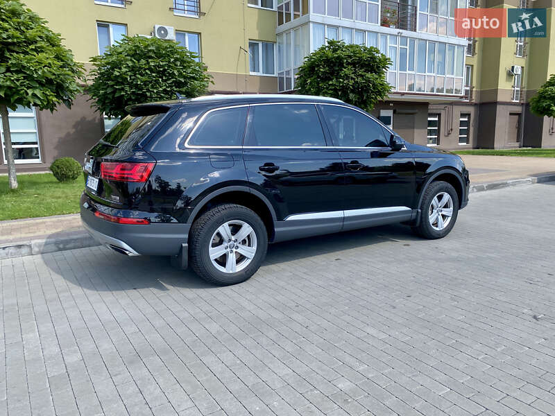 Позашляховик / Кросовер Audi Q7 2018 в Кременчуці