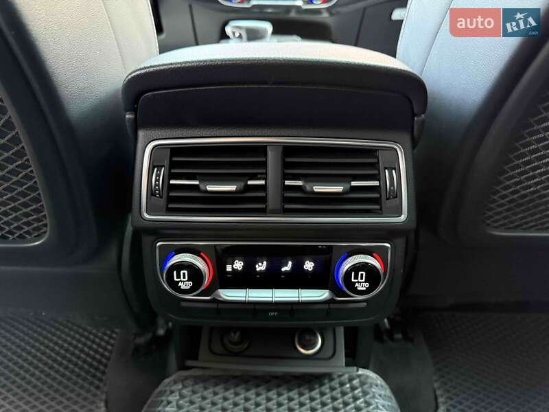 Внедорожник / Кроссовер Audi Q7 2016 в Львове