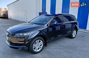 Внедорожник / Кроссовер Audi Q7 2006 в 