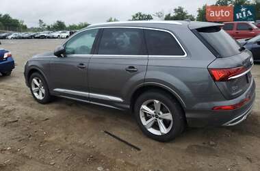 Позашляховик / Кросовер Audi Q7 2023 в 