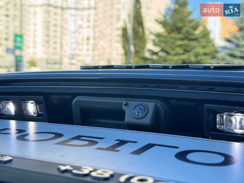 Позашляховик / Кросовер Audi Q7 2024 в Києві