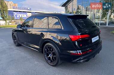 Внедорожник / Кроссовер Audi Q7 2024 в 