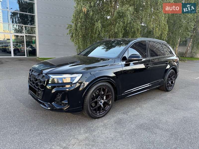 Позашляховик / Кросовер Audi Q7 2024 в Києві