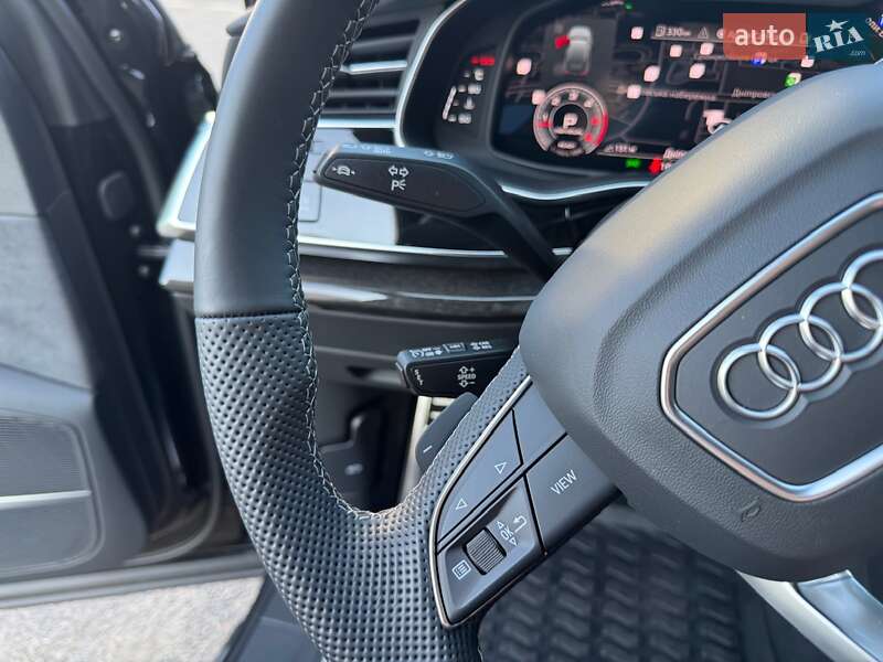 Позашляховик / Кросовер Audi Q7 2024 в Києві