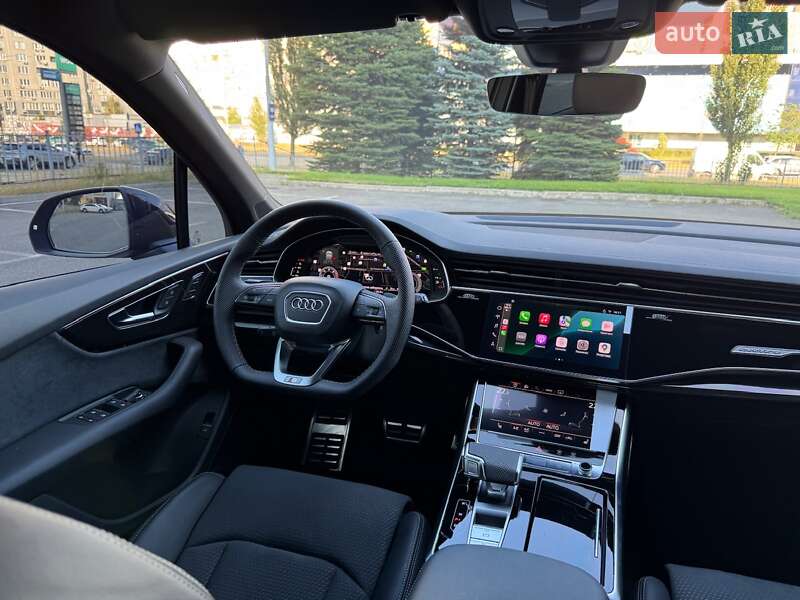 Позашляховик / Кросовер Audi Q7 2024 в Києві
